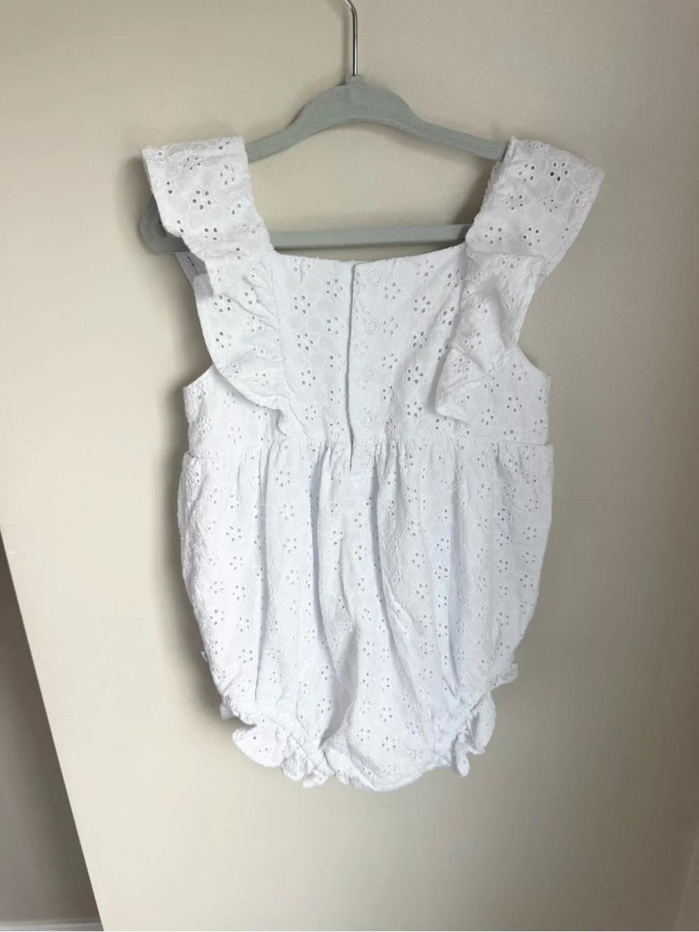 Posh Peanut White Eyelet Bubble Romper Size 2T